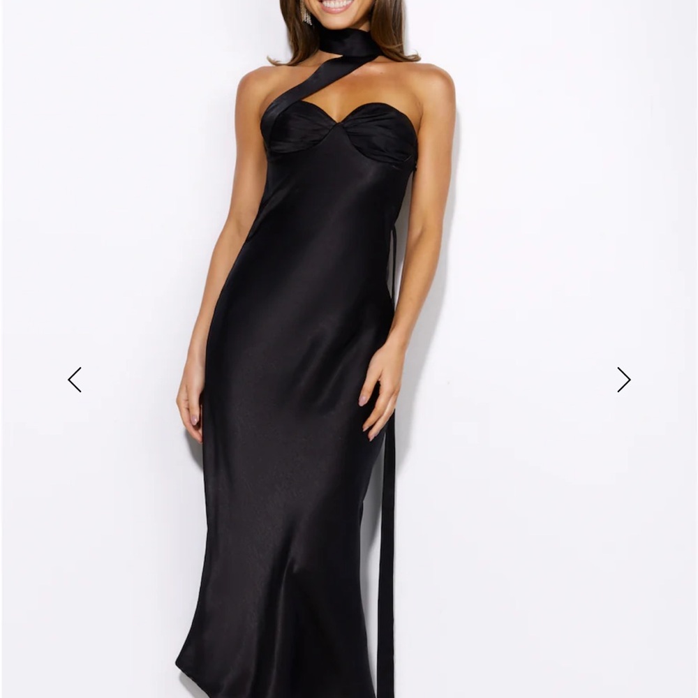 Elegant Black Halter Dress